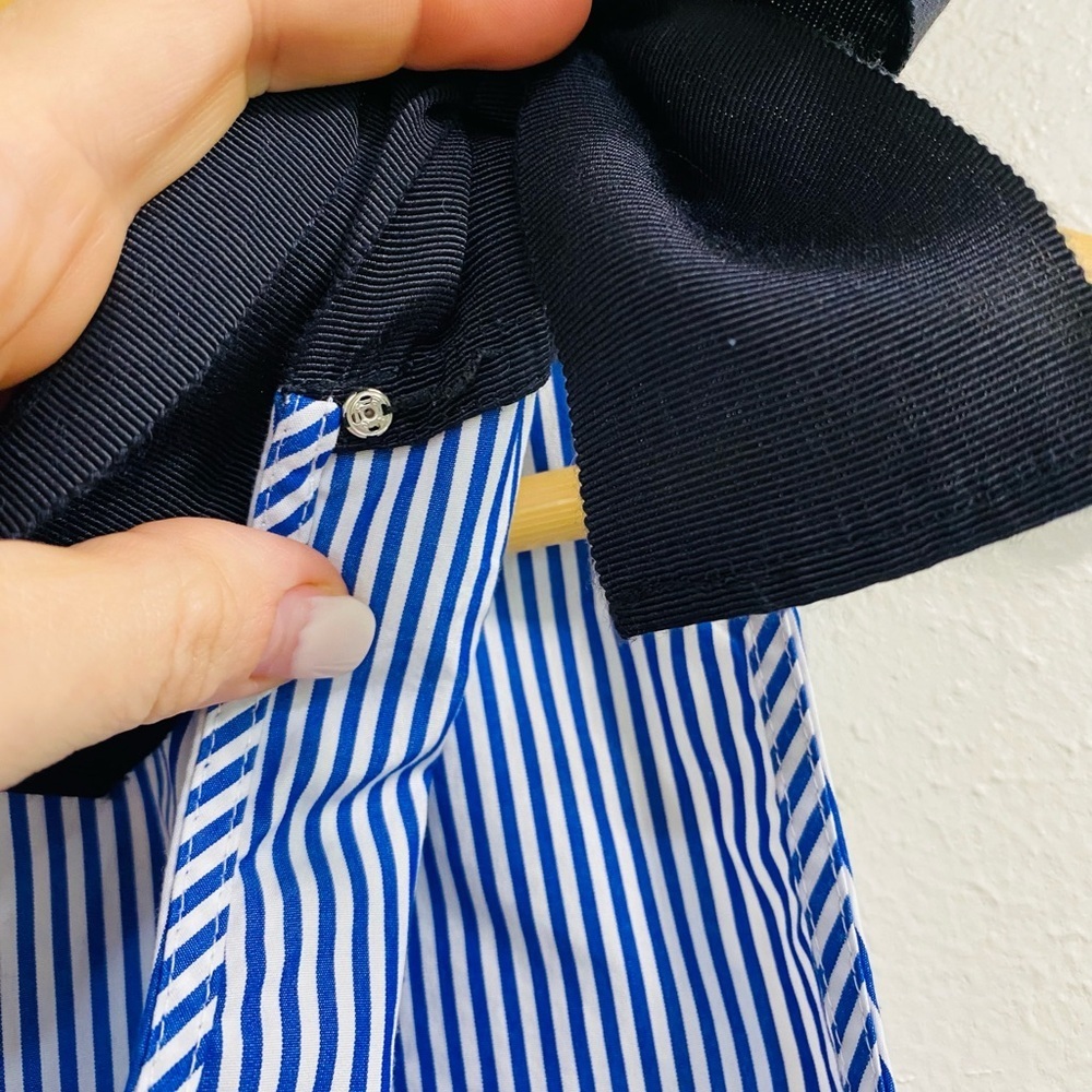 J. Crew Striped Sleeveless Top with Shoulder Bow - Blue & Black size 6 - Picture 6 of 8